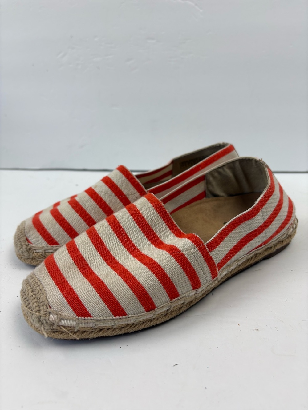 Vionic Valeri Orange White Striped Espadrille Slip-on Shoes Women’s Size 5